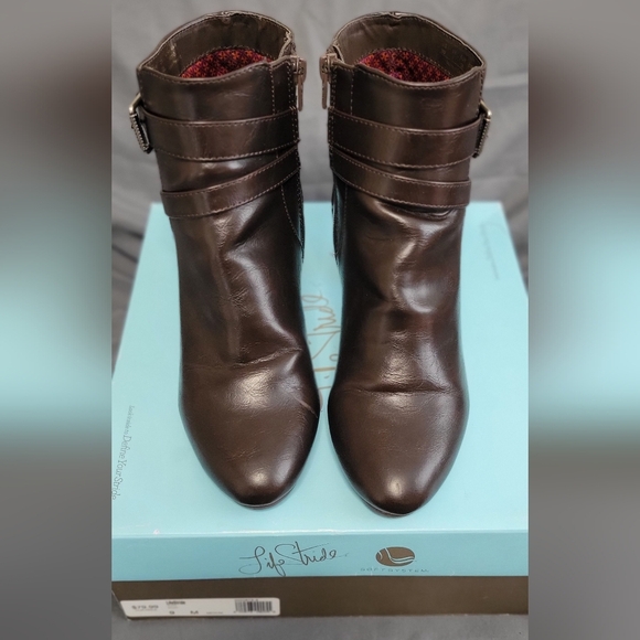 Lifestride Ankle Boots- Yoyo Faux Leather Zip Up Booties- Size 9M - Picture 3 of 7